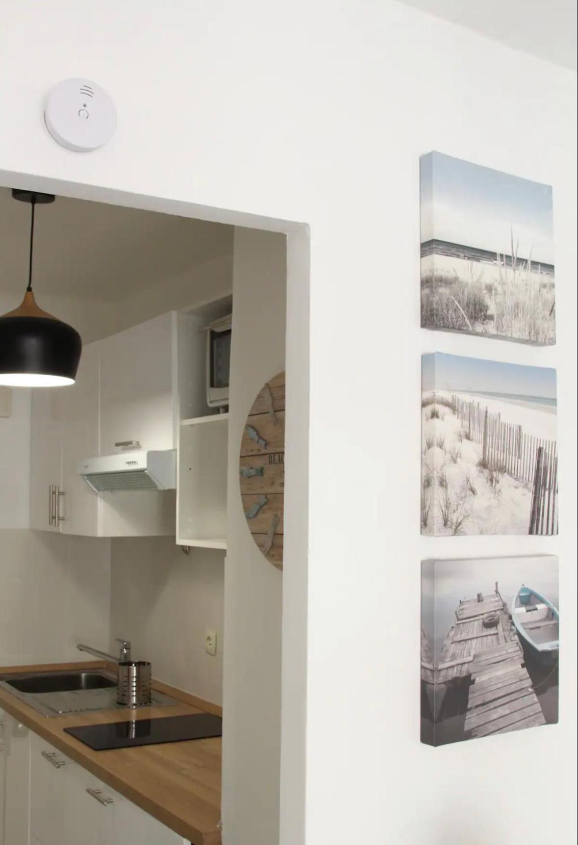 Beach Studio Juan Les Pins Apartment อองทีบส์ ภายนอก รูปภาพ